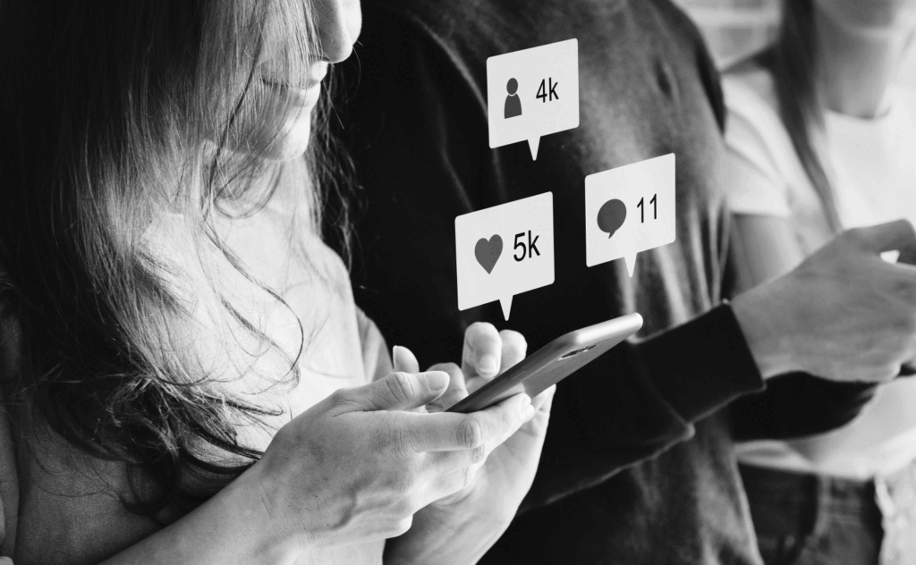 콘텐츠 생성, 블로그 자동화, SNS 마케팅: 똑똑하게 성장하는 디지털 전략 가이드 2 SNS 마케팅: 핵심은 목표 고객층과 콘텐츠 성격에 맞는 플랫폼 선택